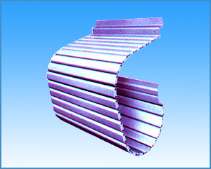 机床导轨裙帘防护装置